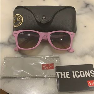 Ray Ban Wayfarer Sunglasses